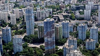 O Tours Aillaud, um conjunto de edifícios residenciais também designado por Cité Pablo Picasso, situado em Nanterre, França. 