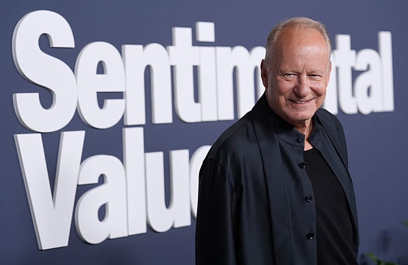 Filmin oyuncu kadrosundan Stellan Skarsgard, Los Angeles'taki DGA Tiyatro Kompleksi'nde galaya katıldı, 5 Kasım 2025.