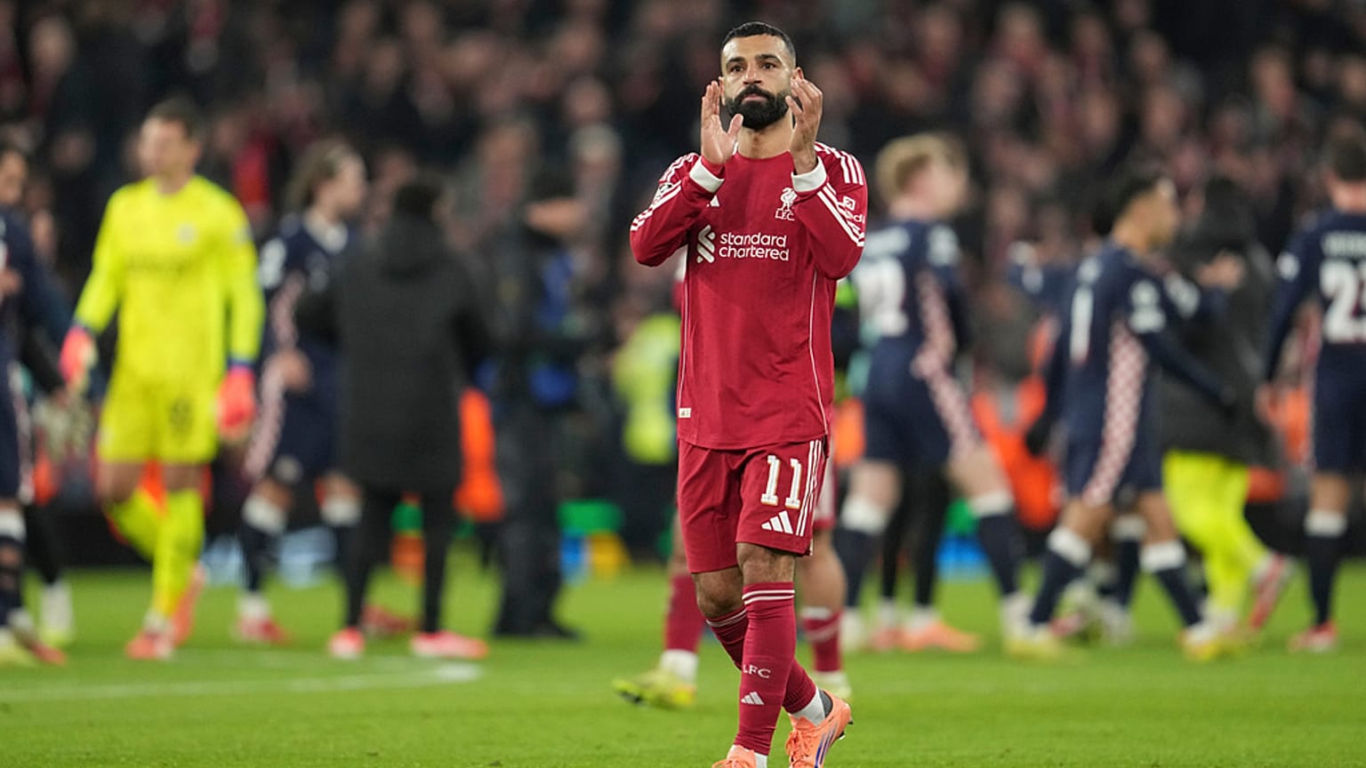 محمد صلاح لاعب ليفربول بعد مباراة كرة القدم ضمن المرحلة الافتتاحية لدوري أبطال أوروبا بين ليفربول وبي إس في في ليفربول، إنجلترا، يوم الأربعاء 26 نوفمبر 2025