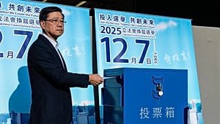 Una estampa de las elecciones en Hong Kong