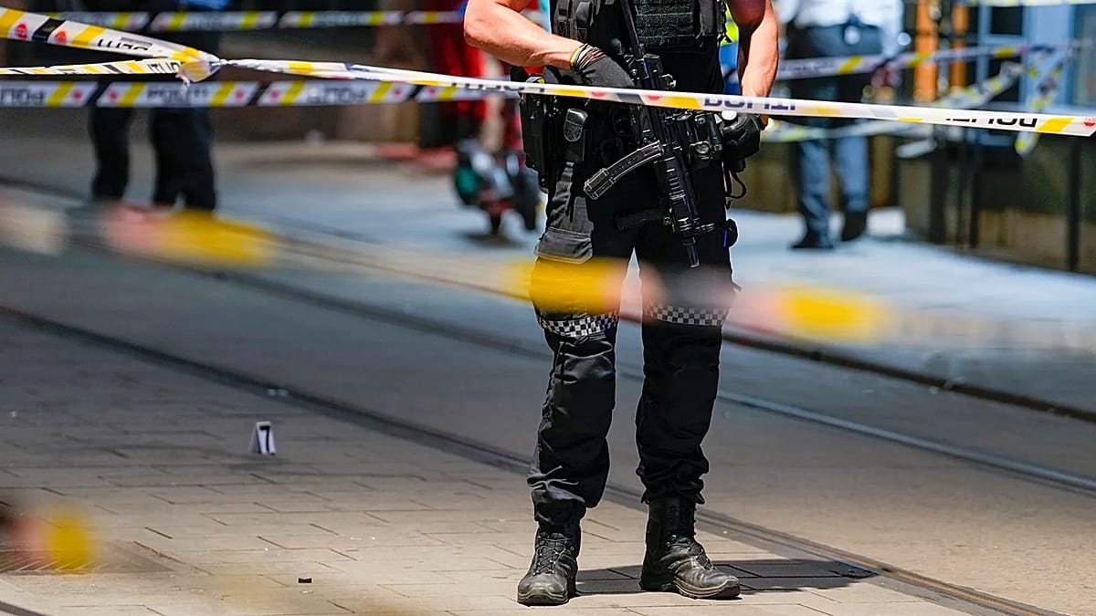 Norway police say suspect detained in shopping centre shooting, no injuries reported