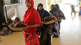Somalia's poets keep hope alive for storytelling and for peace