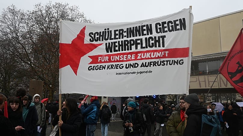 Schulstreik gegen die Wehrpflicht am 5. Dezember 2025 in Berlin