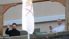 Zelenskiy ve Papa