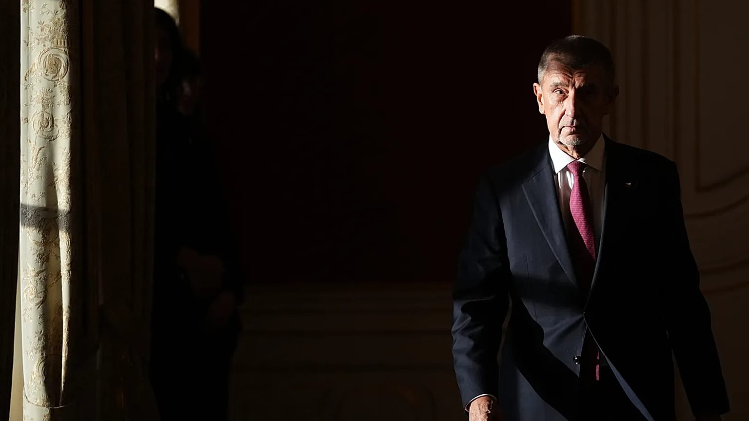 Andrej Babiš llega para prestar juramento como nuevo primer ministro del país en el Castillo de Praga, Praga, 9 de diciembre de 2025.