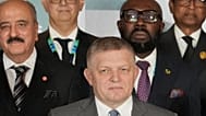 Slovakya Başbakanı Robert Fico (ortada), Angola'nın Luanda kentinde düzenlenen Afrika Birliği–Avrupa Birliği zirvesi sırasında, 24 Kasım 2025