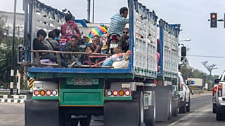 I residenti thailandesi che hanno abbandonato le loro case in seguito agli scontri tra soldati thailandesi e cambogiani