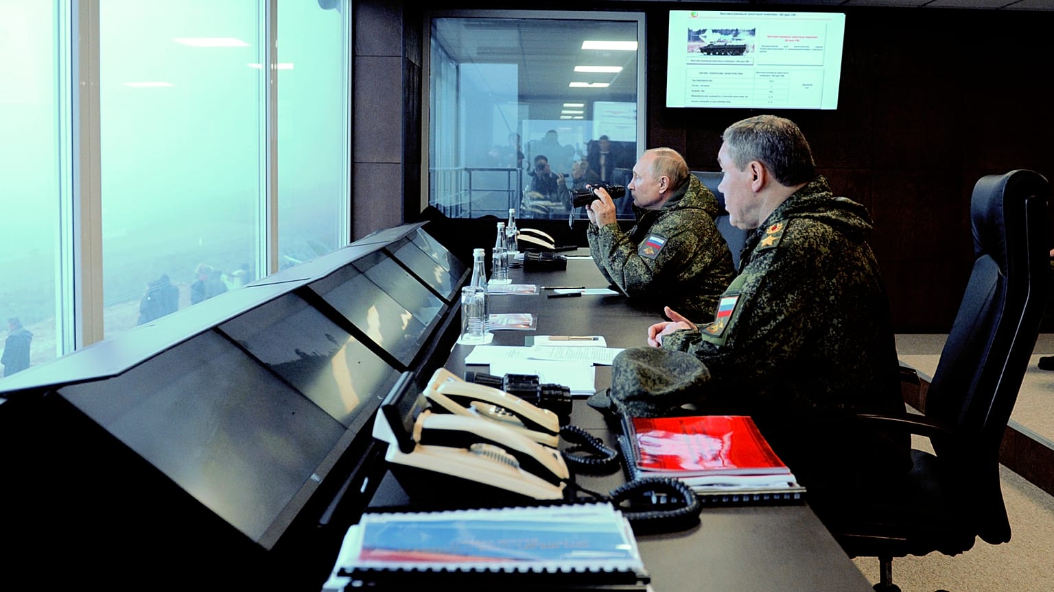 Putyin elnök és Geraszimov vezérkari főnök