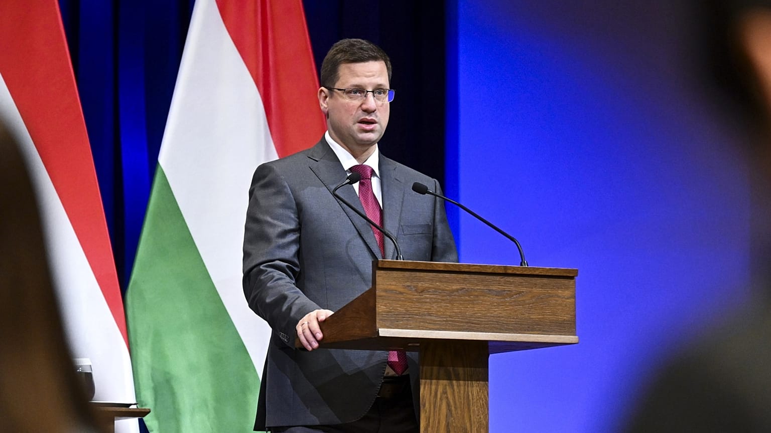 Gulyás Gergely, a Miniszterelnökséget vezető miniszter a Kormányinfón