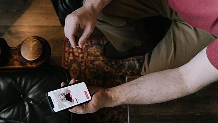 ‘AI situationships’: What is the dating trend set to define 2026?