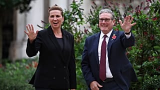 Mette Frederiksen dán és Keir Starmer brit kormányfő októberben, Londonban