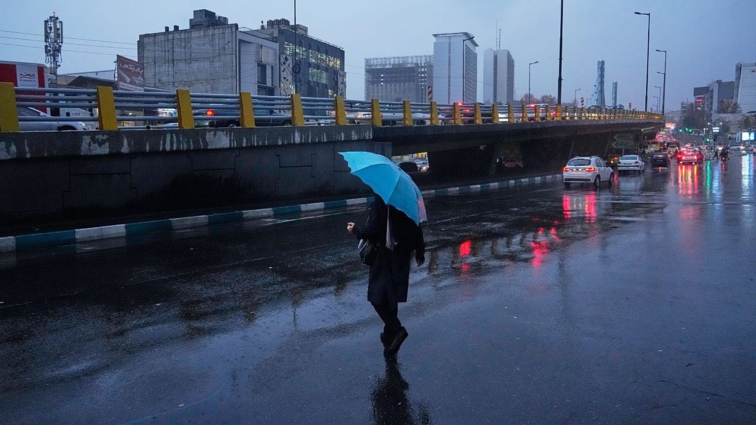 باران در تهران پس از چند ماه بارید