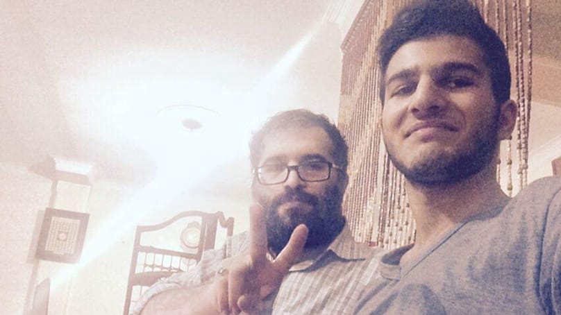 محمدحسین تاجیک به همراه امیر، برادرش