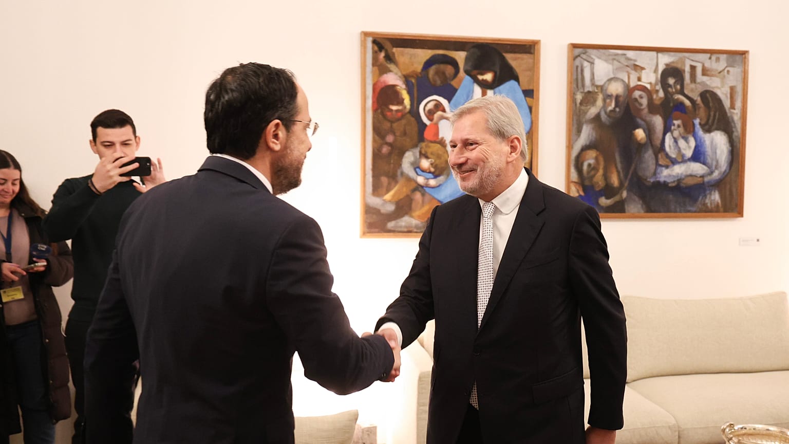 Νίκος Χριστοδουλίδης - Γιοχάνες Χάν