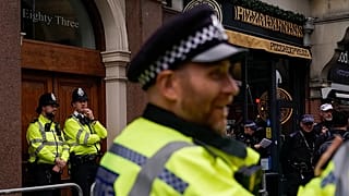 Polizeibeamte auf Streife in London, 10. August, 2024