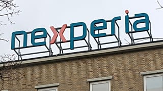 Η εξαγορά της εταιρείας κατασκευής τσιπ Nexperia από την ολλανδική κυβέρνηση προκάλεσε εντάσεις μεταξύ της Κίνας και της ΕΕ.
