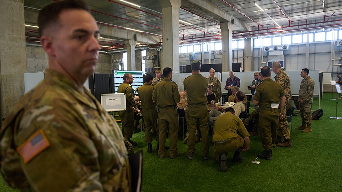 L'armée américaine lance une nouvelle mission de transfert des détenus de l'État islamique de la Syrie vers l'Irak