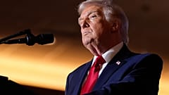  الرئيس دونالد ترامب يلقي كلمة في منتجع كازينو ماونت إيري، يوم الثلاثاء 9 ديسمبر 2025، في ماونت بوكونو، بنسلفانيا.