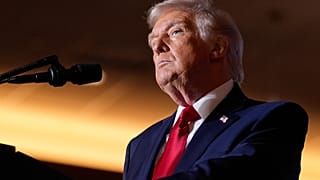  الرئيس دونالد ترامب يلقي كلمة في منتجع كازينو ماونت إيري، يوم الثلاثاء 9 ديسمبر 2025، في ماونت بوكونو، بنسلفانيا.