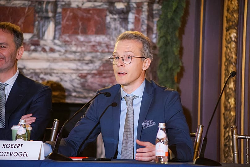 Ο Robert Blotevogel, σύμβουλος του επικεφαλής ανάλυσης οικονομικών κινδύνων του ESM στο 27 th Invest to Greece, December 8 2025