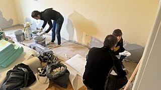 Az ULE önkéntesei újítják fel a ferencvárosi lakást