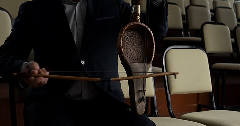 Student is playing in Kobuz