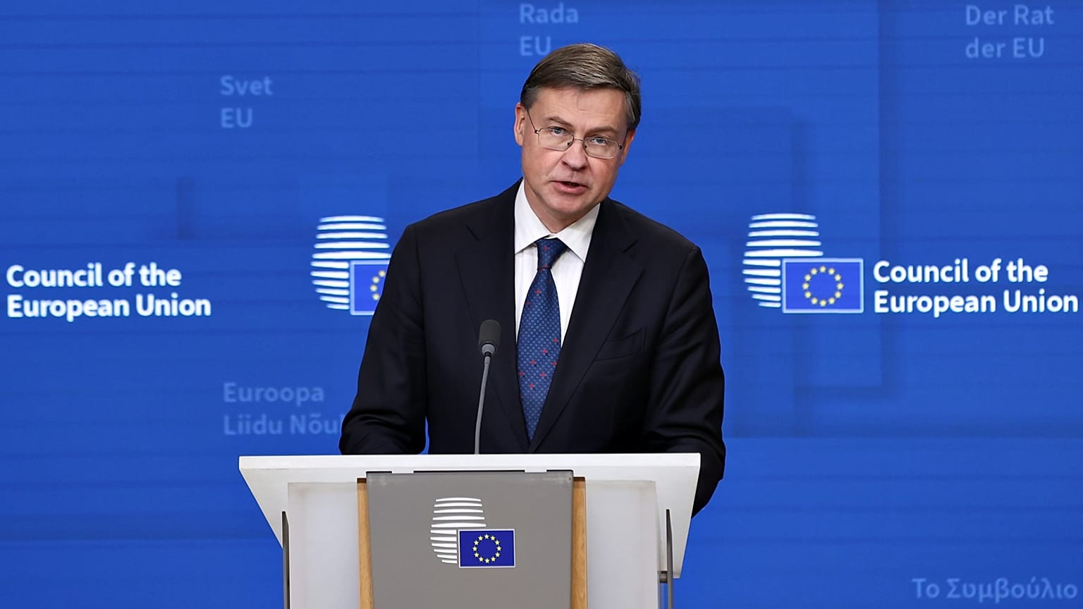 Valdis Dombrovskis, az Európai Bizottság gazdasági biztosa.