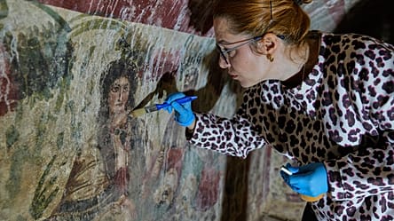 Rare fresco of Jesus as Good Shepherd discovered in Turkish tomb