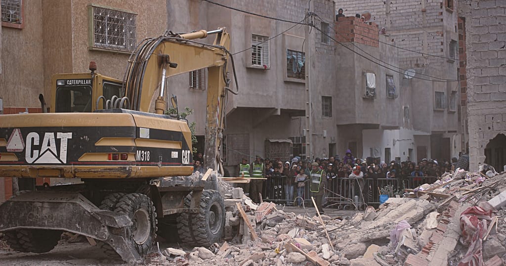 Deadly building collapse in Fez: Families evacuated, investigation underway Deadly building collapse in Fez: Families evacuated, investigation underway