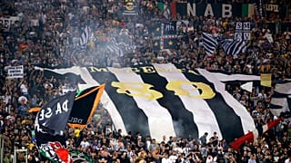 Tifosi della Juventus allo Stadio Olimpico. Roma, 2016