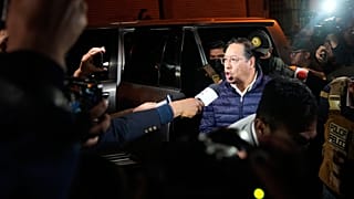 Luis Arce en el momento de su detención. 10 de diciembre de 2025