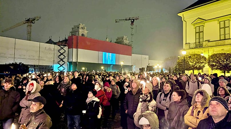 Tüntetés a gyermekek védelmében és az Orbán-kormány politikája ellen Budapesten 2025. december 13-án