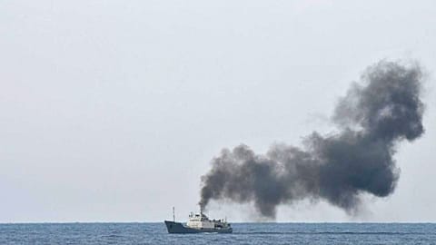 تصویر تزئینی است