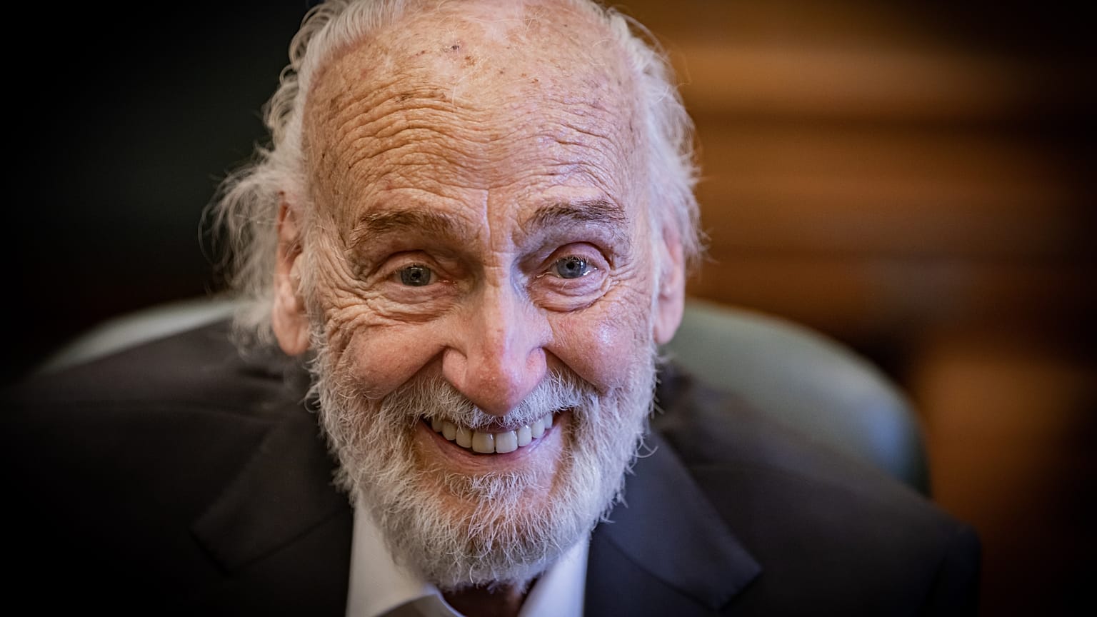 Ο Héctor alterio πεθαίνει σε ηλικία 96 ετών, στις 13 Δεκεμβρίου 2025.