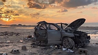 اسرائیل در شهر غزه به خودرویی حمله کرد و رئیس ستاد تقویت حماس و ۳ نفر دیگر را کشت، ۱۳ دسامبر ۲۰۲۵