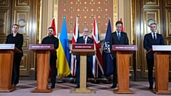 Coalition des volontaires lors d'une réunion à Londres organisée par le Premier ministre Starmer