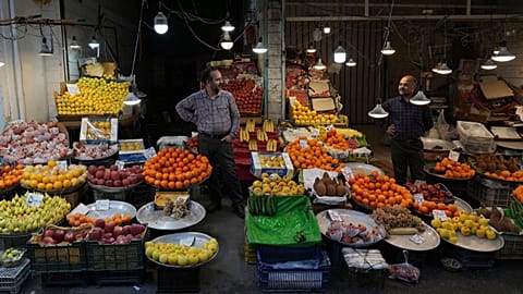 میوه‌فروشی در تهران