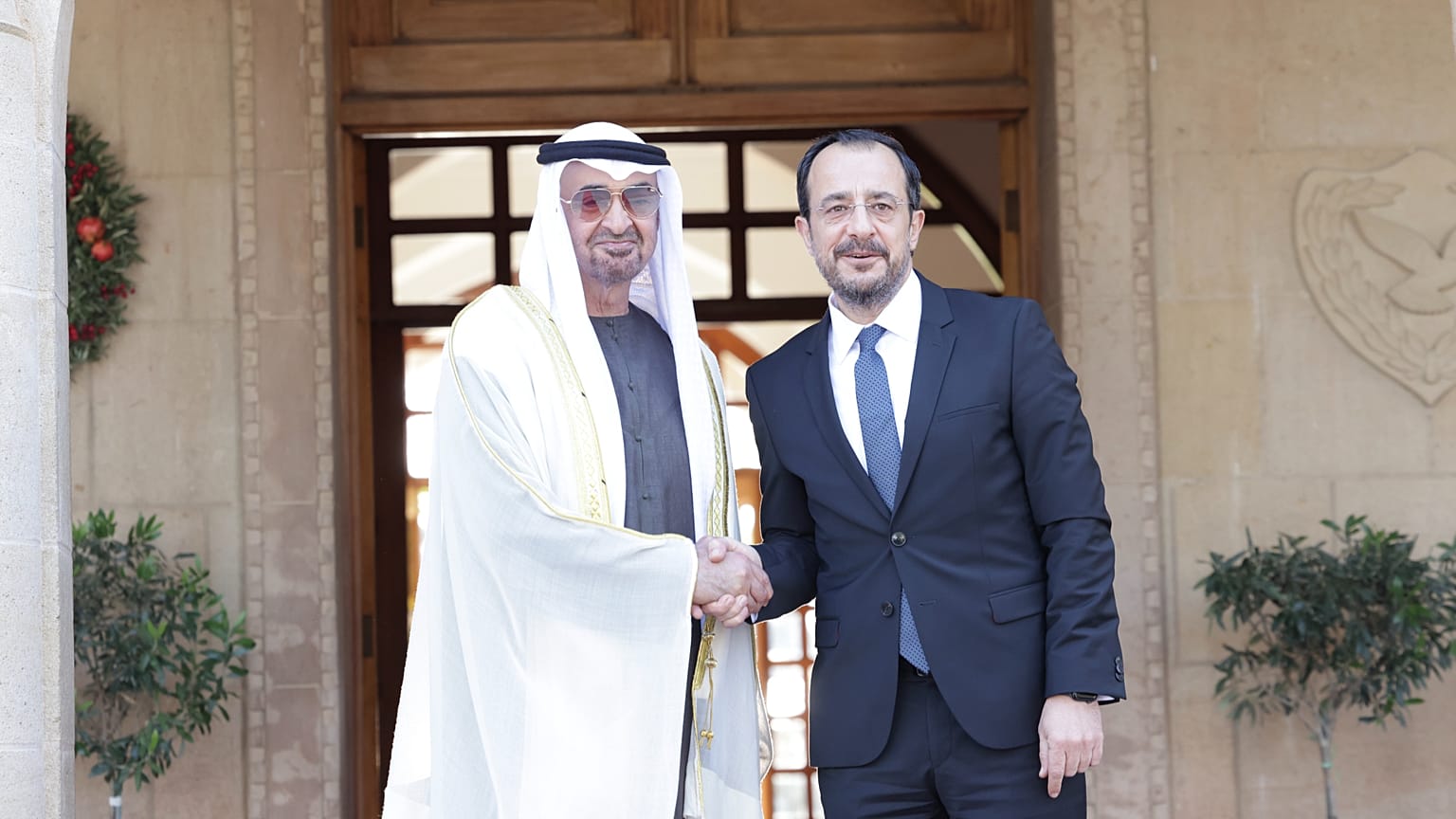 Ο Νίκος Χριστοδουλίδης και ο Σεΐχης Mohamed bin Zayed Al Nahyan
