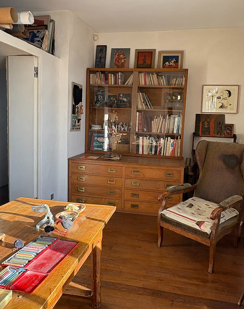 The "crow" in the flat.