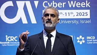 سرتیپ یوسی کارادی 