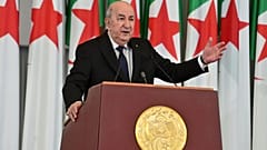 ألقى الرئيس الجزائري عبد المجيد تبون خطابه أمام مجلسي الشعبين في الجزائر العاصمة في 29 ديسمبر 2024. (صورة من وكالة أسوشيتد برس)