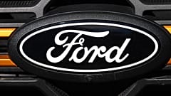 Photo d'archives. Le logo de Ford. Littleton, Colorado. 2 novembre 2025.