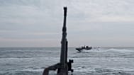 Una motovedetta militare ucraina CB90 pattuglia la costa del Mar Nero nella regione di Odessa (27 marzo 2025) 