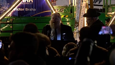 Zalman Lazaroff, uncle of Sydney shooting victim, speaking at menorah lighting ceremony in New York
