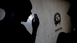 ARCHIVO: La propuesta presenta una campaña informativa y preventiva bajo el lema principal “No nací para esto”, acompañada de la frase “Ninguna niña sueña con ser explotada”. 