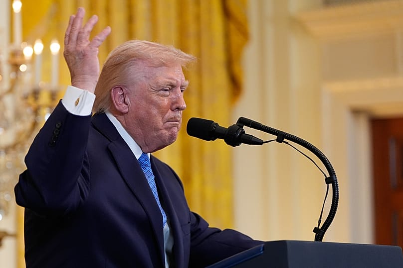 الرئيس دونالد ترامب يتحدث خلال استقبال بمناسبة عيد حانوكا في الغرفة الشرقية للبيت الأبيض، الثلاثاء 16 ديسمبر 2025، في واشنطن