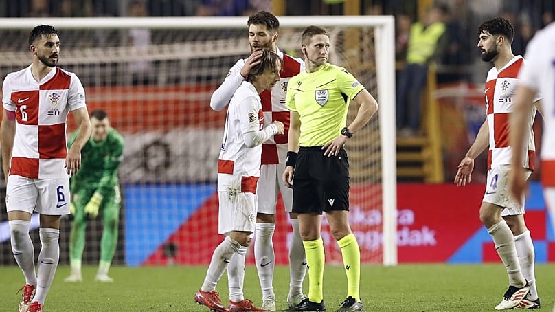 A Nemzetek Ligája negyeddöntőjében játszott Horvátország-Franciaország mérkőzés egy jelenete a spliti stadionban 2025. március 20-án