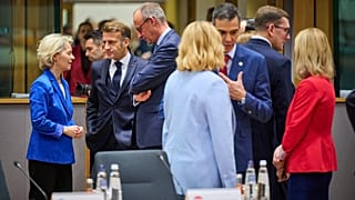 Ursula von der Leyen, Emmanuel Macron, oraz Friedrich Merz, Bruksela, 23.10.2025 r. 