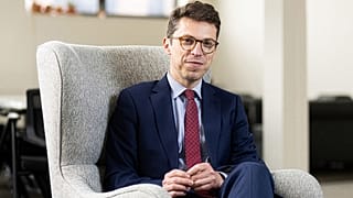 Nuno Loureiro en una foto cortesía del MIT