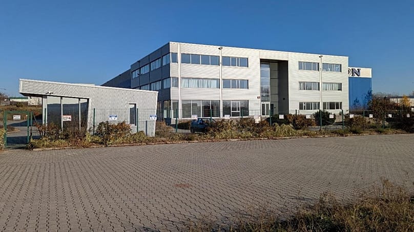 Ebben az egykori raktárépületben szeretnék beindítani az Andrada akkufeldolgozóját Sóskúton